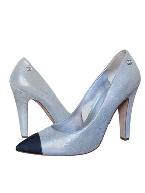 CHANEL CC Logo Cap Toe Leather Pumps G29702 Light Silver Black EU 39